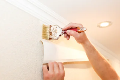 Pose de papier peint à Crépy — revêtements muraux et toiles de verre